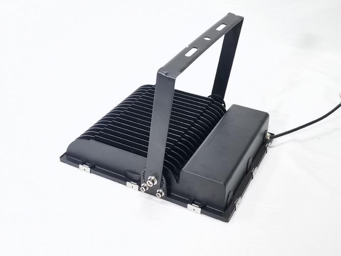 户外防水高亮足瓦交流电led投光泛光灯200w300w工厂直销